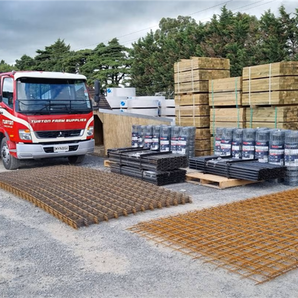 Teamwork helping farmers in the Tararua